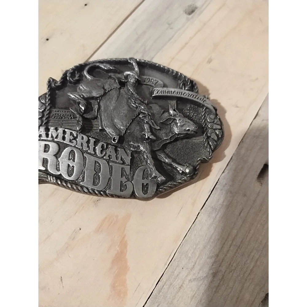 Vtg Siskiyou BELT BUCKLE 1987 Bull Riding Rodeo #99/2500 Western Cowboy Country